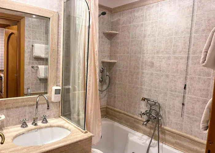 Casa vacanze Near By Marco Simone Golf, Cleaning Included